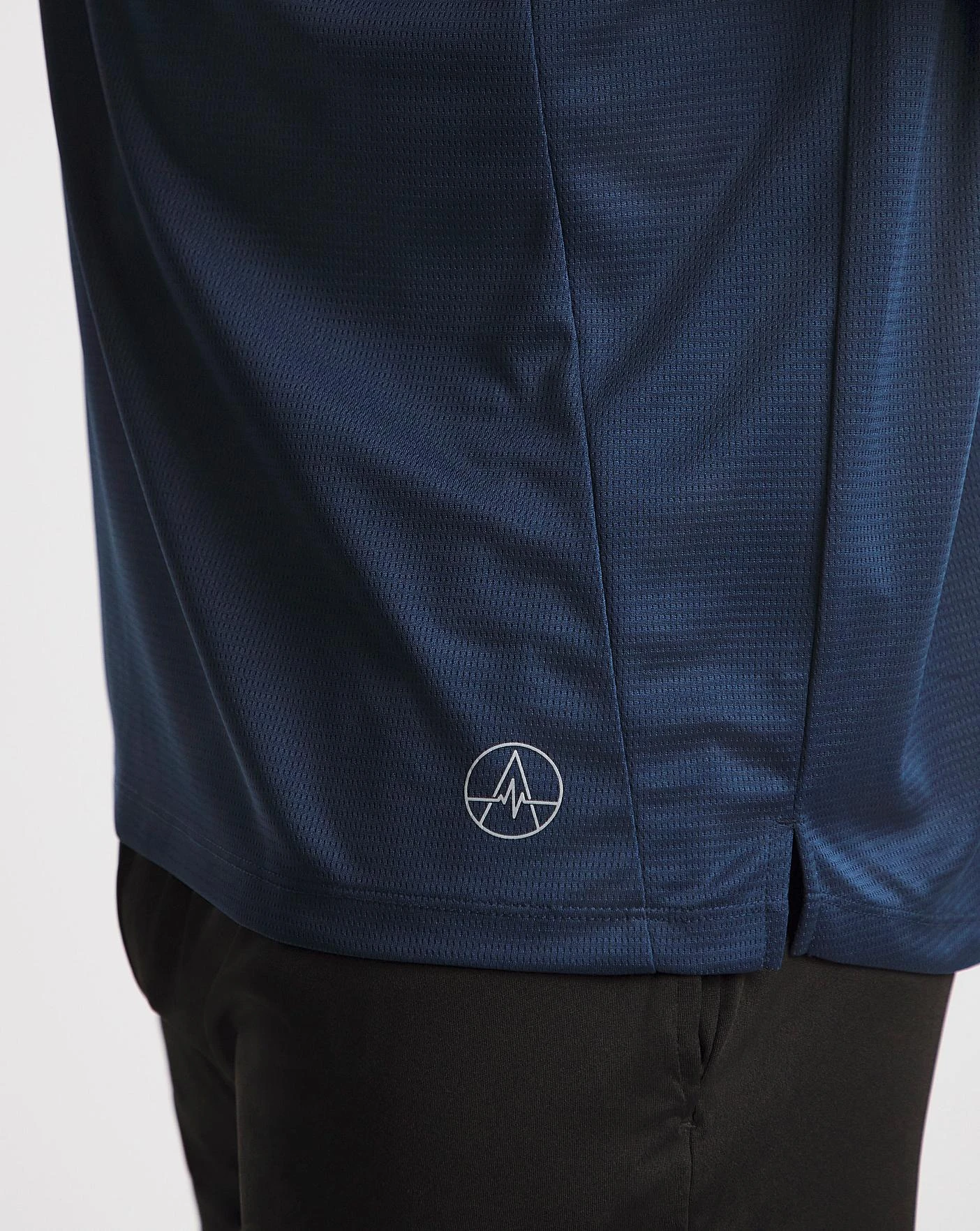 Jacamo Active Training T Shirt L Length 2 Jacamo Active Training T Shirt L Length - Image 2