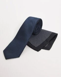Tie & Pocket Square Set