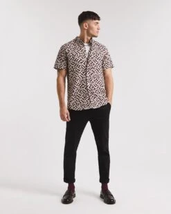 Geo Short Sleeve Shirt