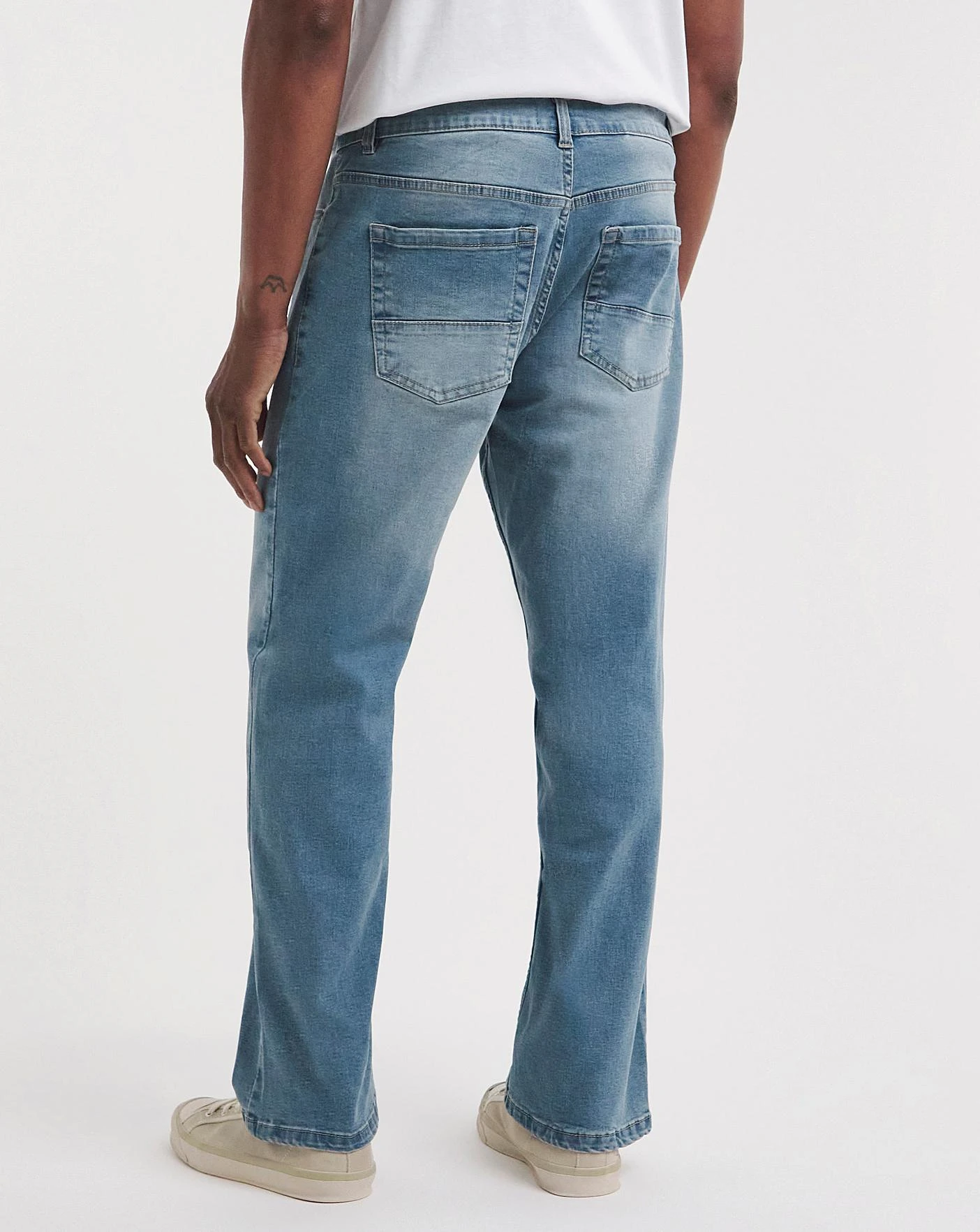 Light Stonewash Loose Fit Stretch Jeans 2 Light Stonewash Loose Fit Stretch Jeans - Image 2