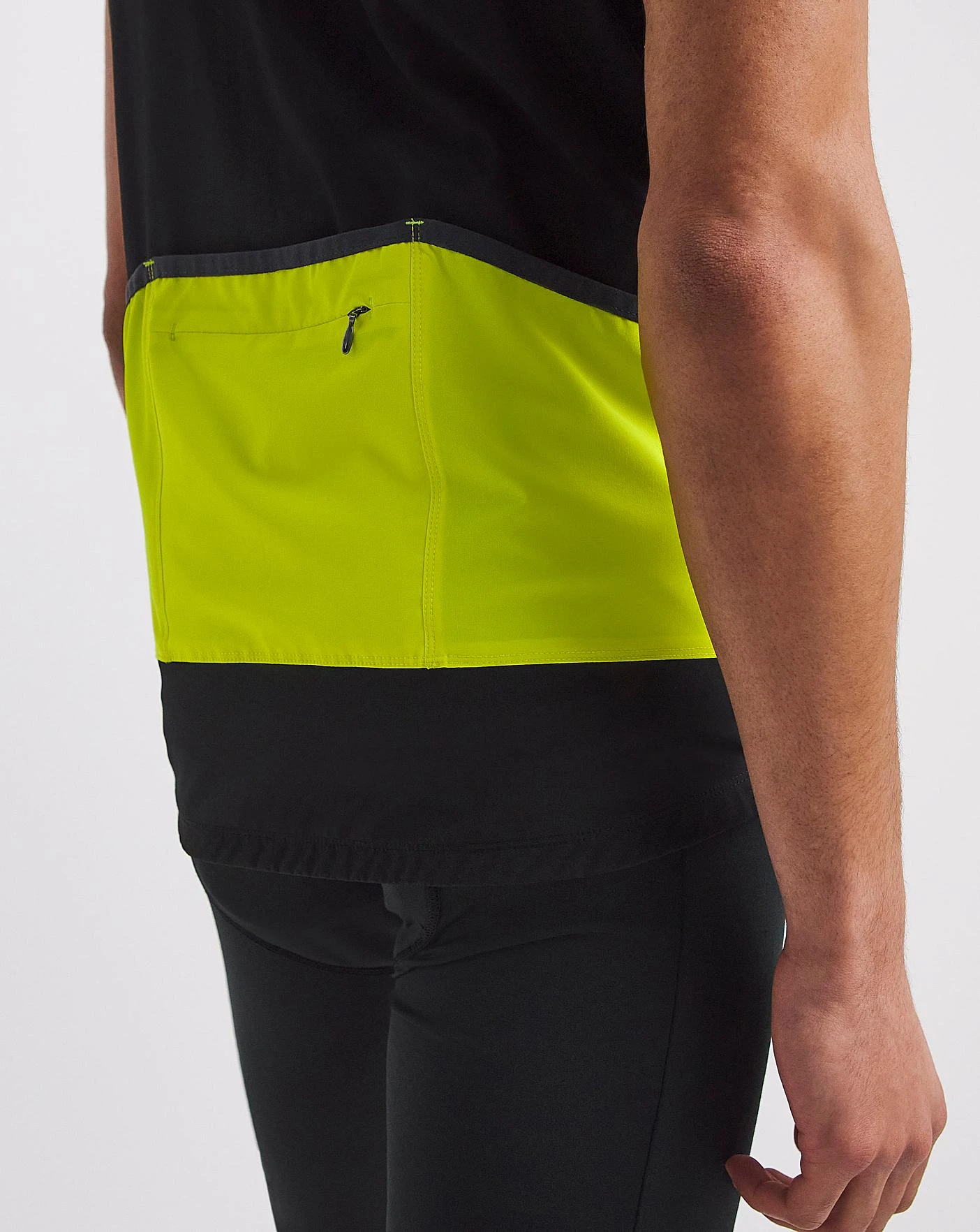 Lightweight Cycling Gilet 3 Lightweight Cycling Gilet - Image 3