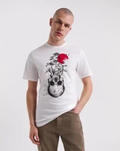 Tree Skull Graphic T-shirt Long