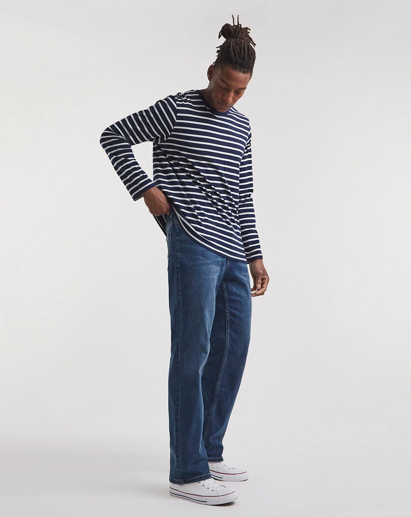 Stonewash Loose Fit Stretch Jeans 4 Stonewash Loose Fit Stretch Jeans - Image 4