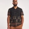 Short Sleeve Paisley Border Shirt