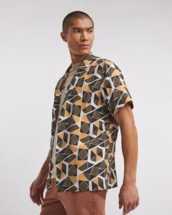 Short Sleeve Ecovero Geo Print Shirt